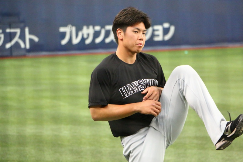 京セラドーム練習見学梅野選手